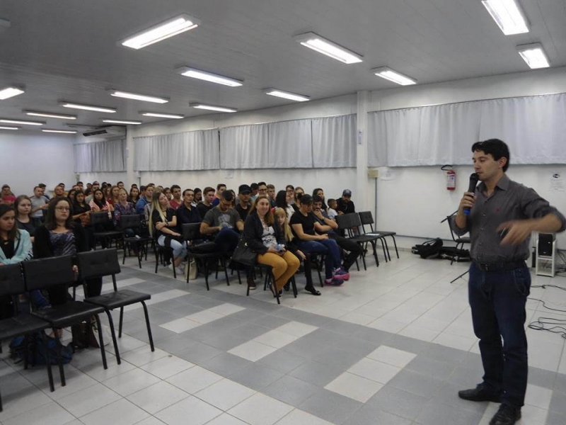 AULA INAUGURAL DOS CURSOS DE ADMINISTRAÇÃO E DIREITO